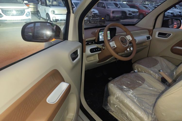 五菱汽车 宏光MINIEV 2024款 第三代 215km 青春版中控内饰20