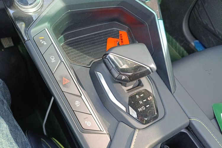 领克06 2023款 Remix 1.5T Hero中控内饰18