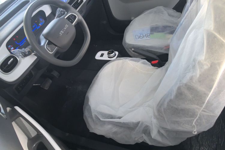 吉利银河 熊猫 2025款 210km 元气熊中控内饰20