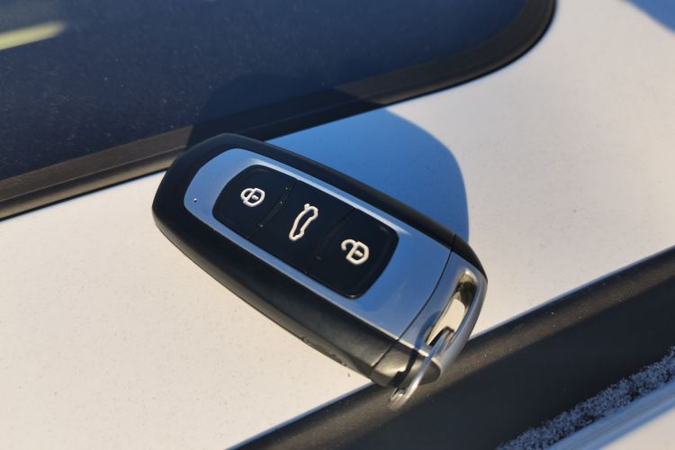 吉利汽车 帝豪 2018款 1.5L CVT向上互联版中控内饰11