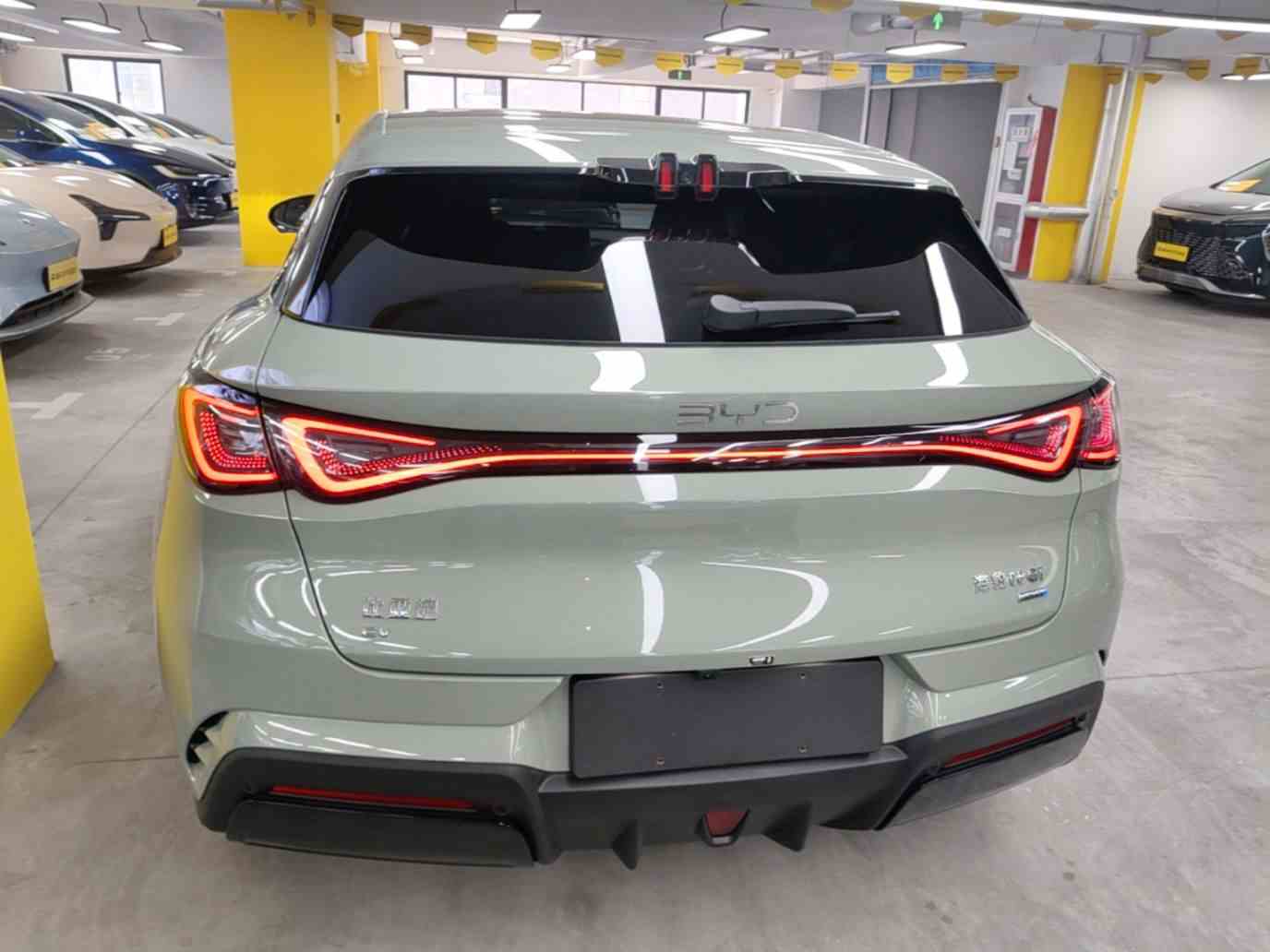比亚迪 海豹06GT 2025款 智驾版 605热浪版(3)