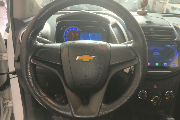 雪佛兰 创酷 2014款 1.4T 自动两驱舒适型中控内饰13