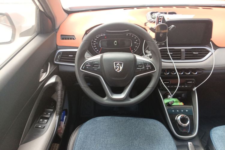 宝骏510 2017款 1.5L 自动时尚型中控内饰13