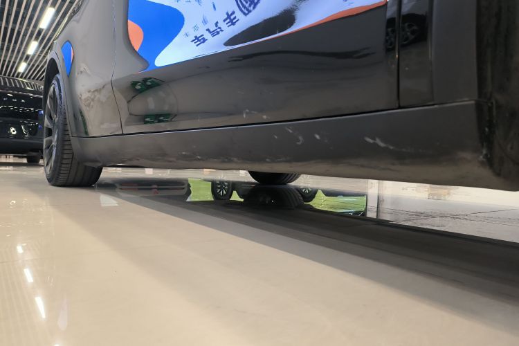 特斯拉 Model Y 2021款 标准续航后驱版局部细节9001