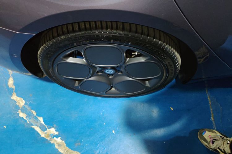 小米汽车 小米SU7 2024款 后驱超长续航高阶智驾Pro版车身外观6008