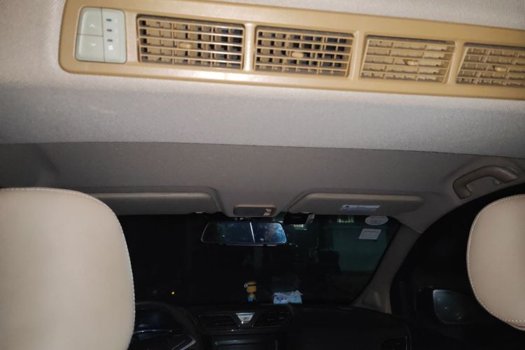 五菱汽车 五菱宏光 2015款 1.5L S1舒适国V局部细节22