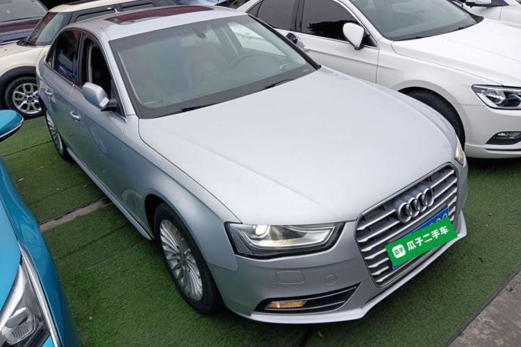 奥迪A4L 2015款 35 TFSI 自动舒适型车身外观3