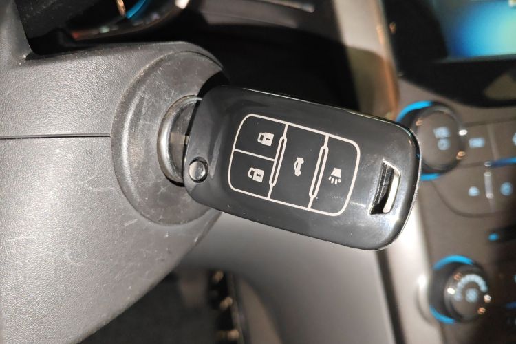 雪佛兰 迈锐宝 2014款 2.0L 自动豪华版中控内饰11