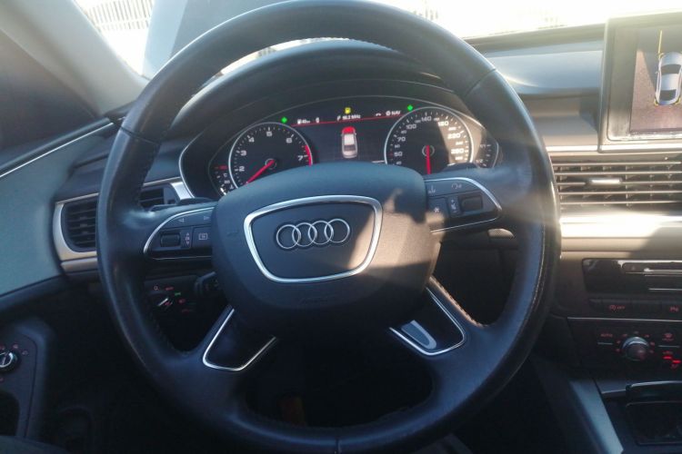 奥迪A6L 2018款 30周年年型 TFSI 进取型中控内饰13