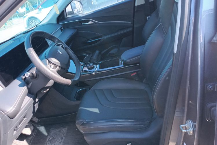 哪吒汽车 哪吒U 2021款 Pro 400 巡航版局部细节19