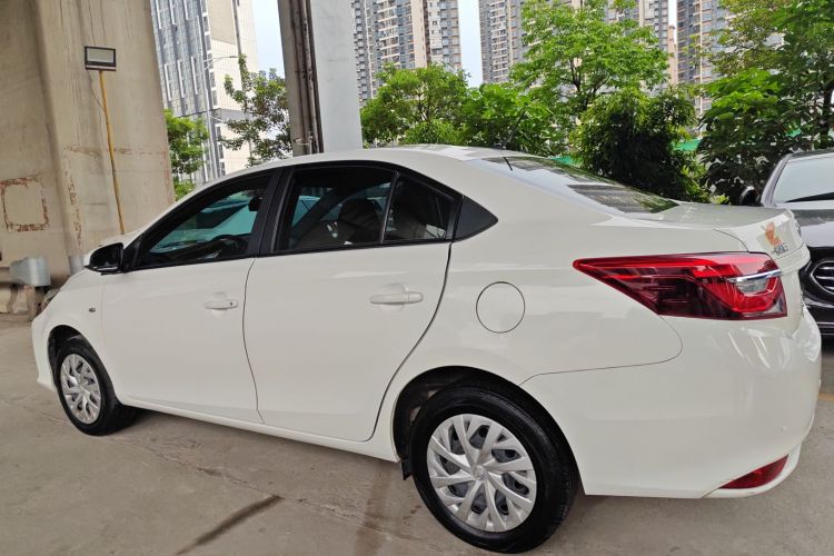 丰田 威驰 2021款 1.5L CVT创行版车身外观4