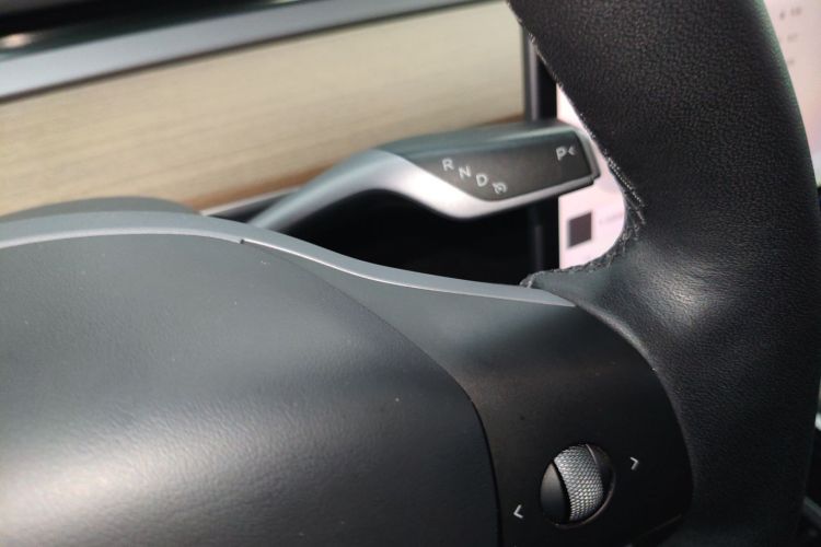 特斯拉 Model Y 2022款 后轮驱动版局部细节18