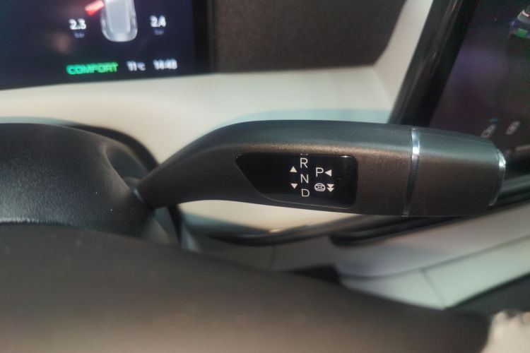 小鹏G6 2023款 580 长续航 Max中控内饰18