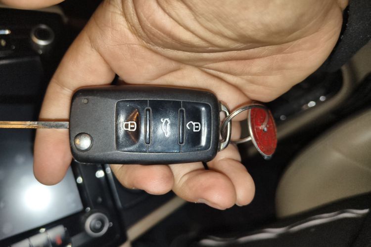 大众 捷达 2015款 1.6L 自动舒适型中控内饰11