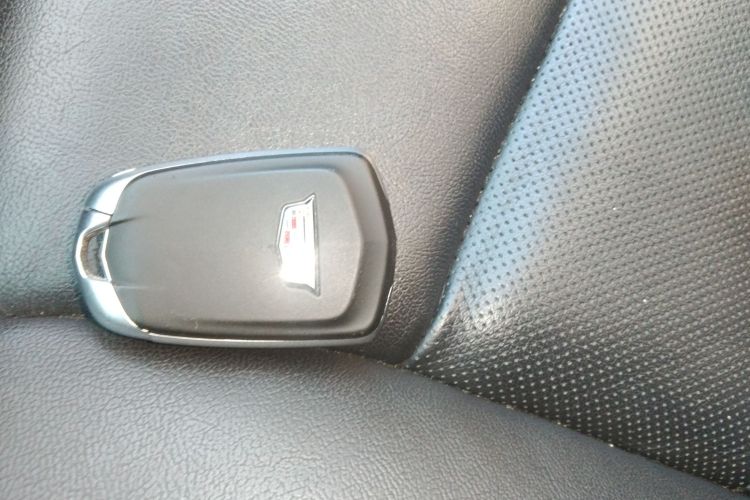 凯迪拉克XT6 2020款 28T 六座豪华型中控内饰11