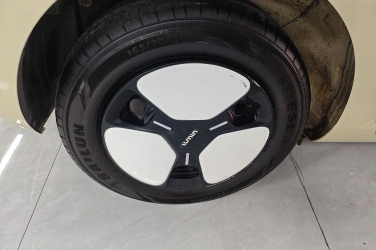 长安启源 长安Lumin 2023款 301km 蜜沁款车身外观6008