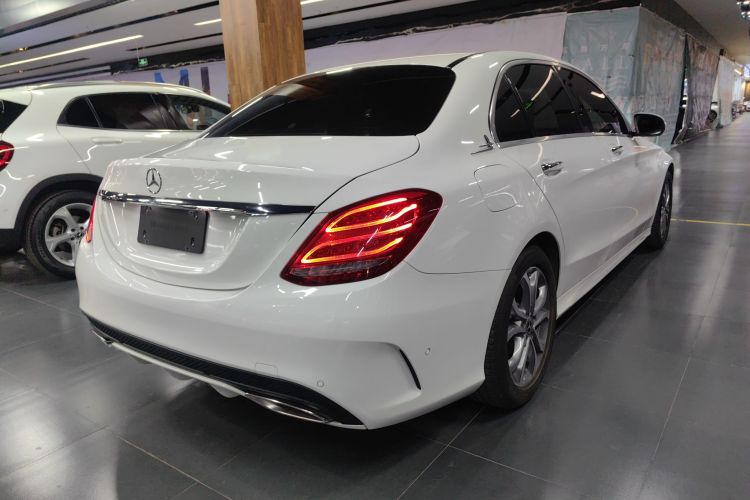 奔驰C级 2018款 C 180 L 时尚型运动版车身外观6005