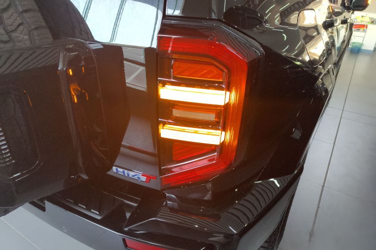 坦克400新能源 2024款 Hi4-T 城市版车身外观6006