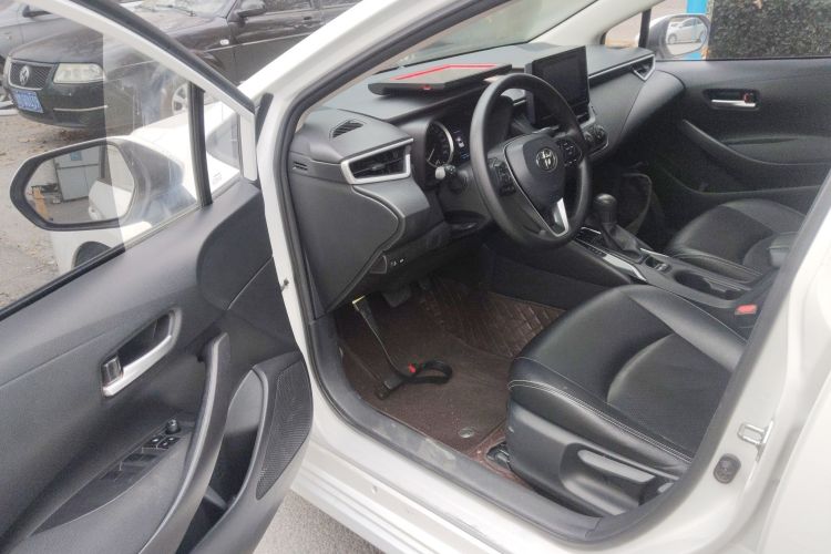 丰田 卡罗拉 2022款 TNGA 1.5L CVT先锋版中控内饰7003