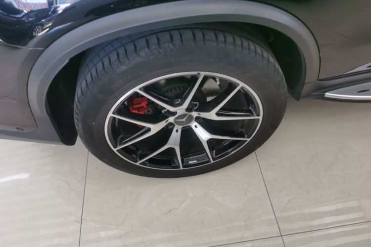 奔驰GLC AMG 2022款 AMG GLC 43 4MATIC车身外观6008