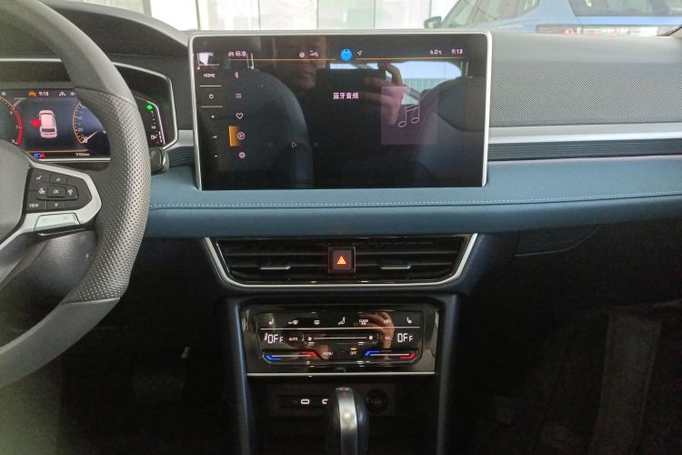 大众 途岳 2024款 300TSI 两驱月尊版中控内饰16