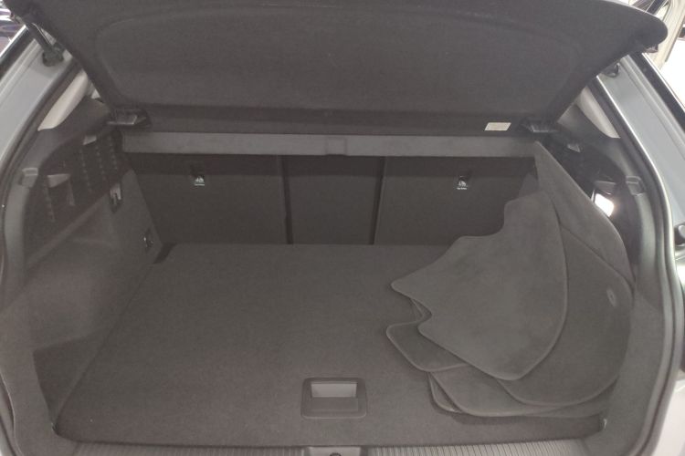 奥迪Q2L 2022款 35 TFSI 进取动感型局部细节23