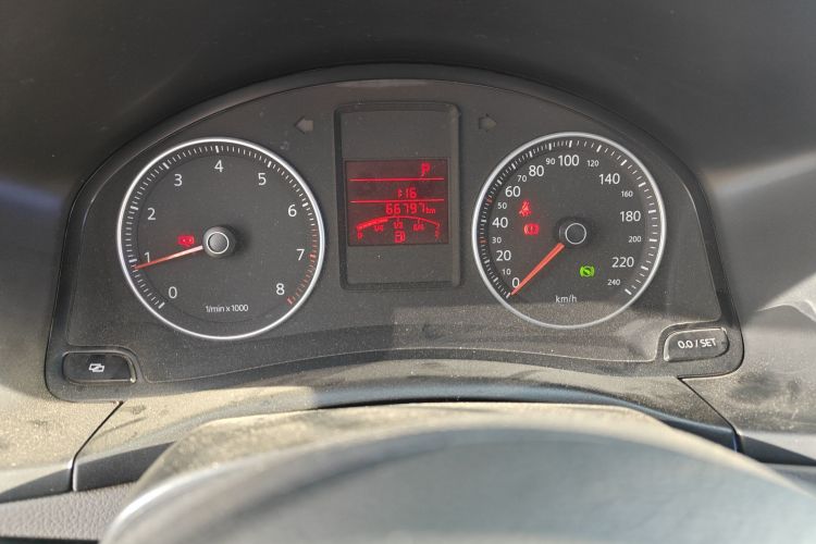 大众 宝来 2012款 1.6L 自动时尚超值版中控内饰15