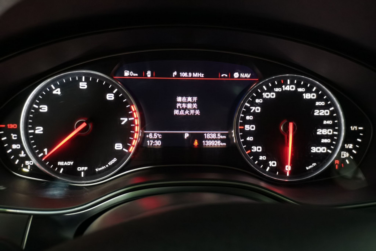 奥迪A6L 2017款 TFSI 技术型中控内饰14