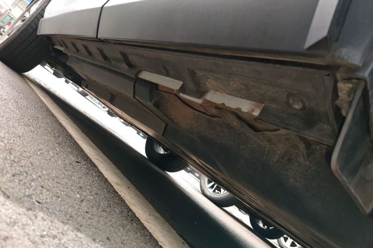 丰田 RAV4荣放 2023款 2.0L CVT四驱探险Plus版局部细节9002