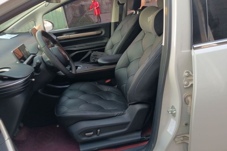 宝骏云朵 2023款 460 Pro中控内饰19