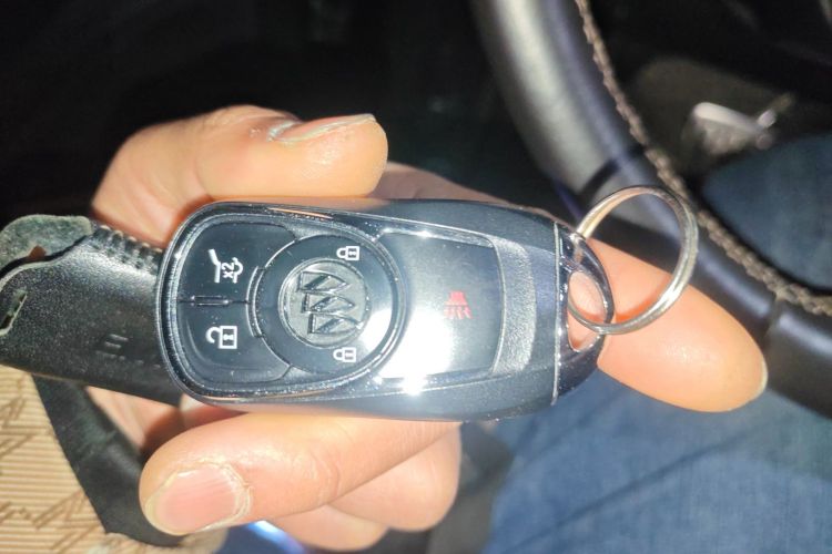 别克 昂科威 2016款 28T 四驱豪华型中控内饰11