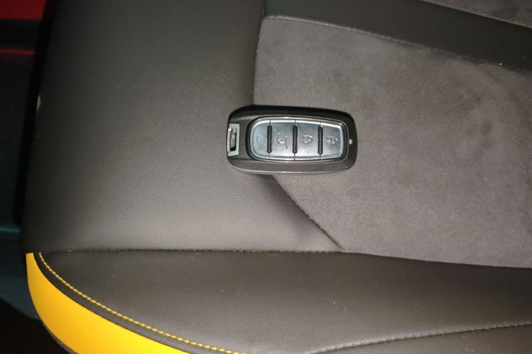 东风风神 奕炫 2023款 马赫版 1.5T 自动追猎骑士版中控内饰7001