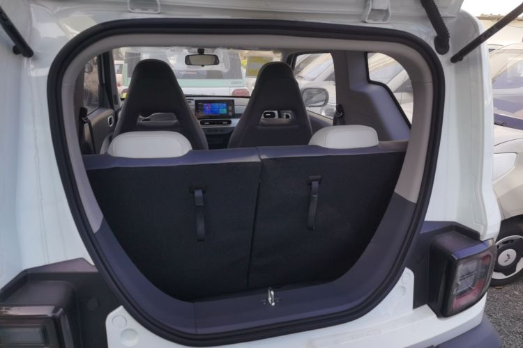 吉利银河 2025款 210km 熊猫骑士机舱底盘23