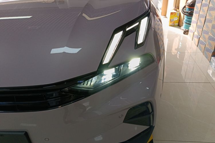 领克06 2025款 Shero 1.5T 紫色特别版局部细节36