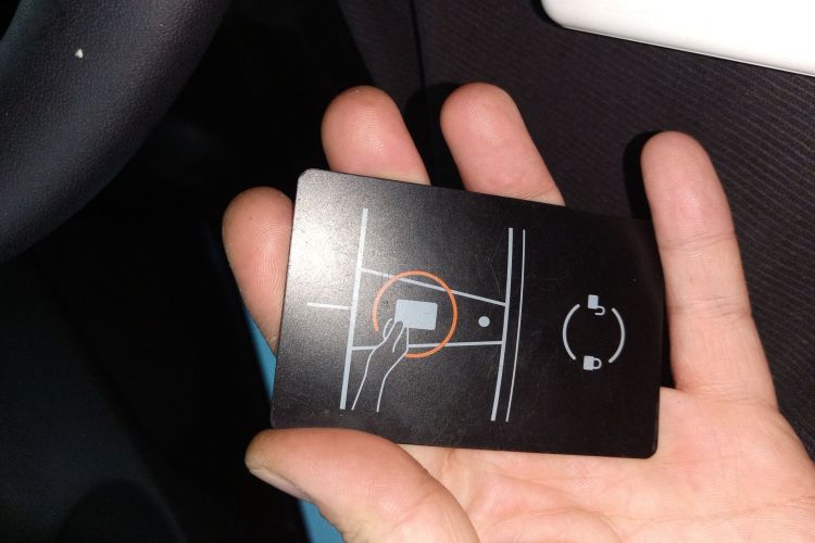 特斯拉 Model 3 2022款 后轮驱动版中控内饰7001