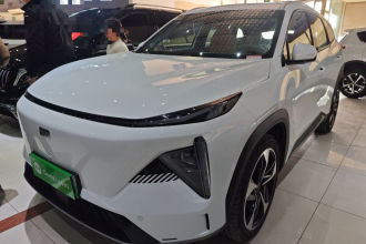 吉利银河 银河L7 2024款 1.5T 115km 星舰 龙腾版