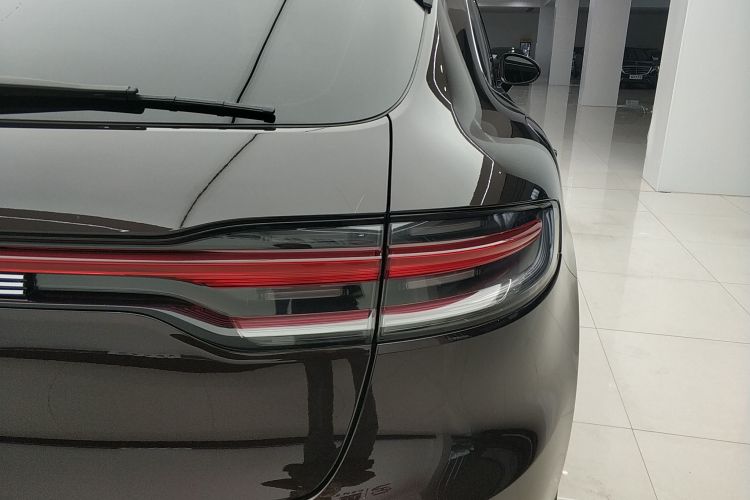 保时捷 2021款 Macan 2.0T车身外观9