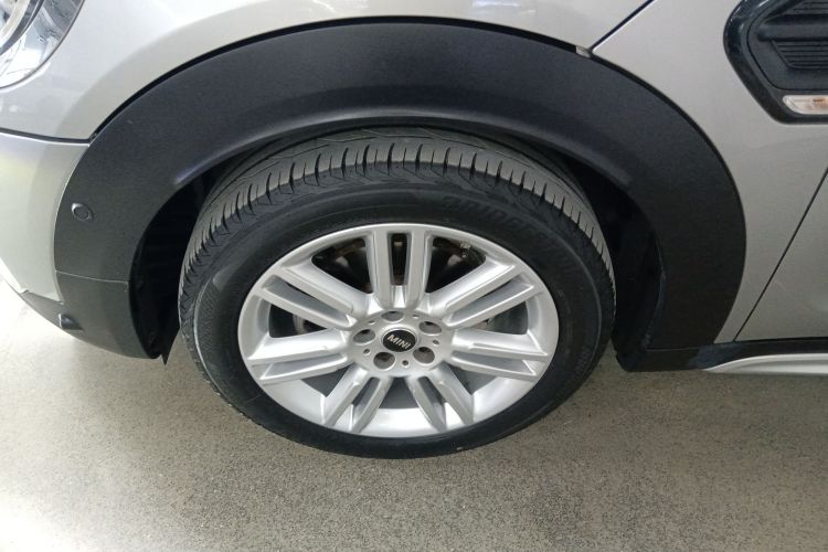 MINI Countryman 2023款 改款 1.5T COOPER ALL4 鉴赏家车身外观6001