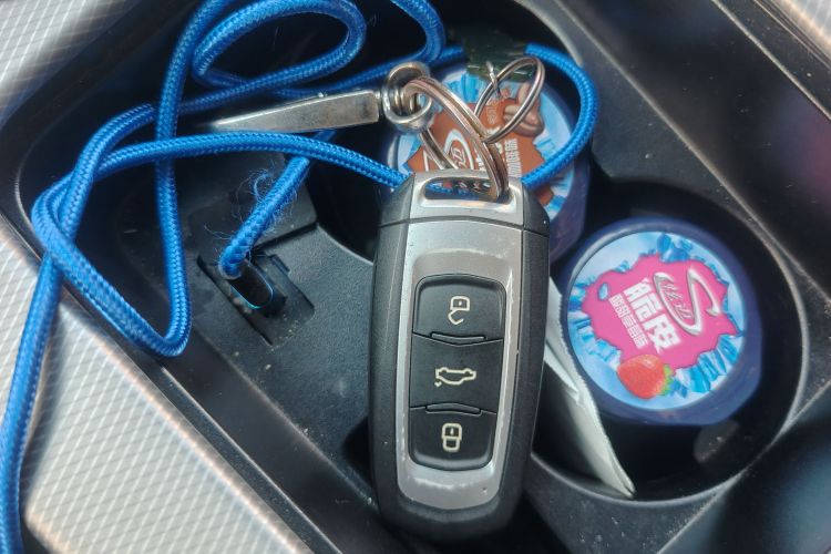 吉利汽车 帝豪GL 2018款 1.8L DCT精英智联型中控内饰11