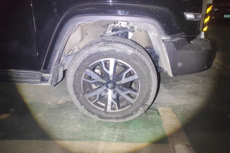 坦克300 2024款 2.0T 穿越者车身外观10