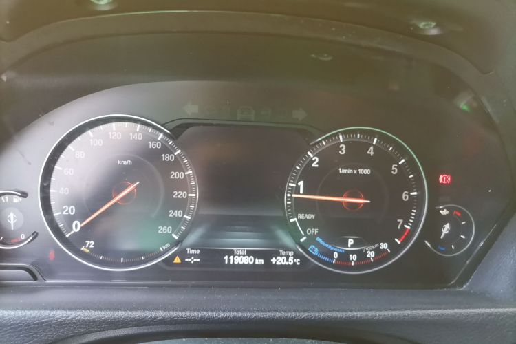 宝马3系 2018款 320Li 领先型M运动套装中控内饰14