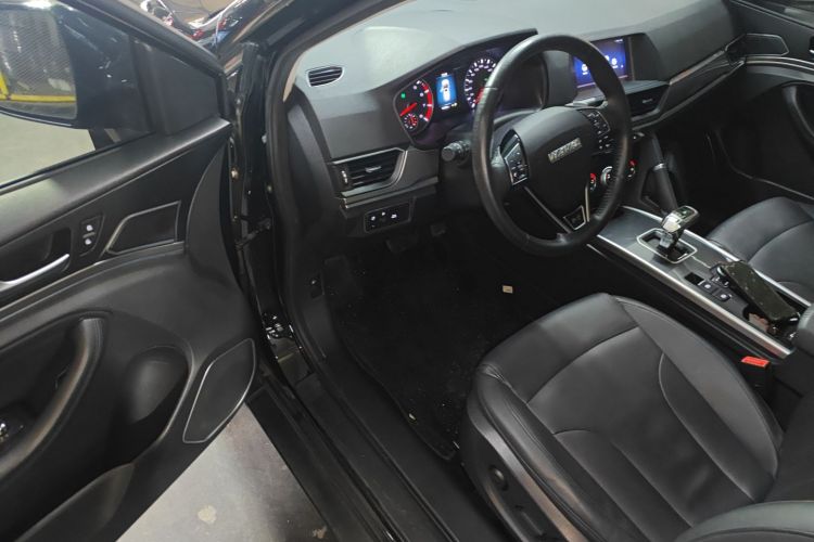 哈弗H6 2019款 运动版 1.5T 自动两驱精英型 国VI中控内饰20