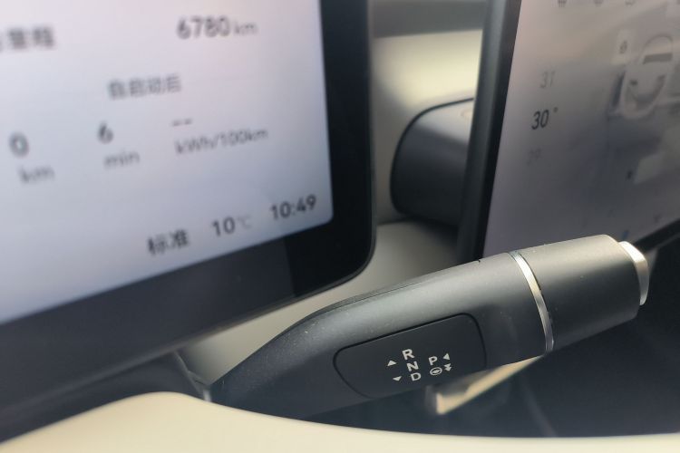 零跑汽车 零跑B10 2025款 510悦享版中控内饰18