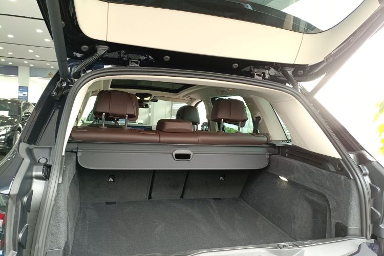 宝马X5 2023款 xDrive 30Li 尊享型M运动曜夜套装局部细节23