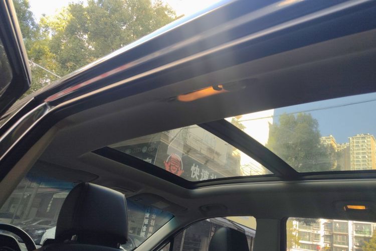 雪佛兰 沃兰多 2020款 轻混 Redline 530T 自动纵享版（5+2款）局部细节22