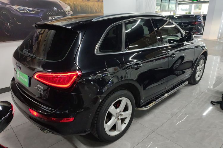 奥迪Q5 2017款 Plus 40 TFSI 进取型车身外观7