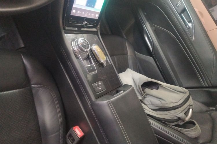 福特 金牛座 2019款 EcoBoost 245 尊享版中控内饰18