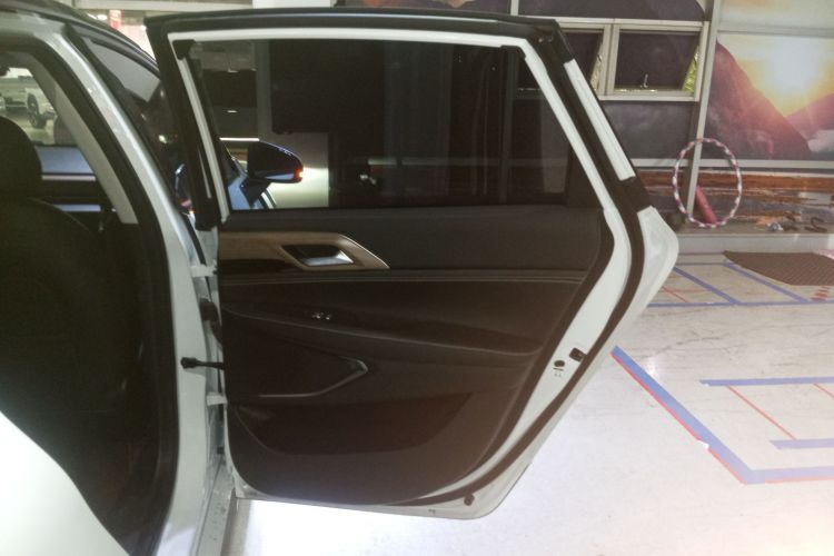 小鹏P5 2024款 500Pro版中控内饰7006