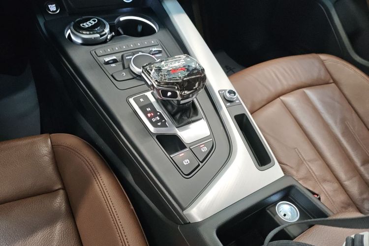 奥迪A5 2017款 Sportback 45 TFSI 时尚型中控内饰18