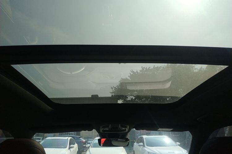 吉利汽车 星越L 2021款 2.0TD DCT EVO两驱尊贵型中控内饰22